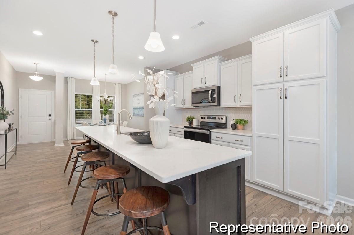 160 Peak View Road 14p