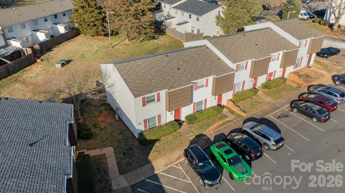 7920 Shady Oak Trail