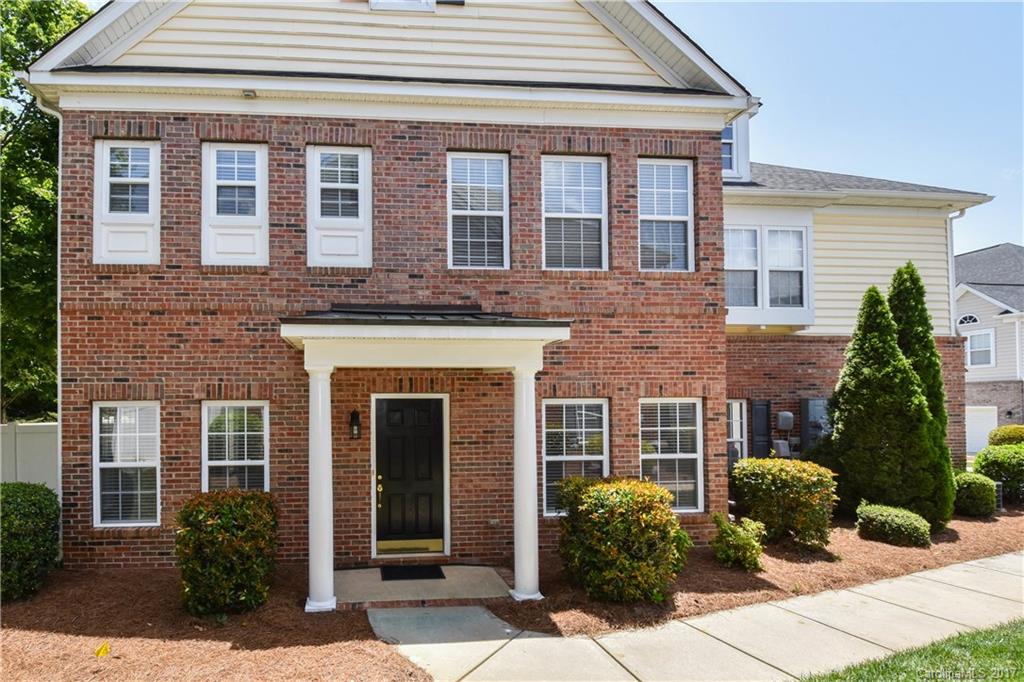 Riviera - Residential