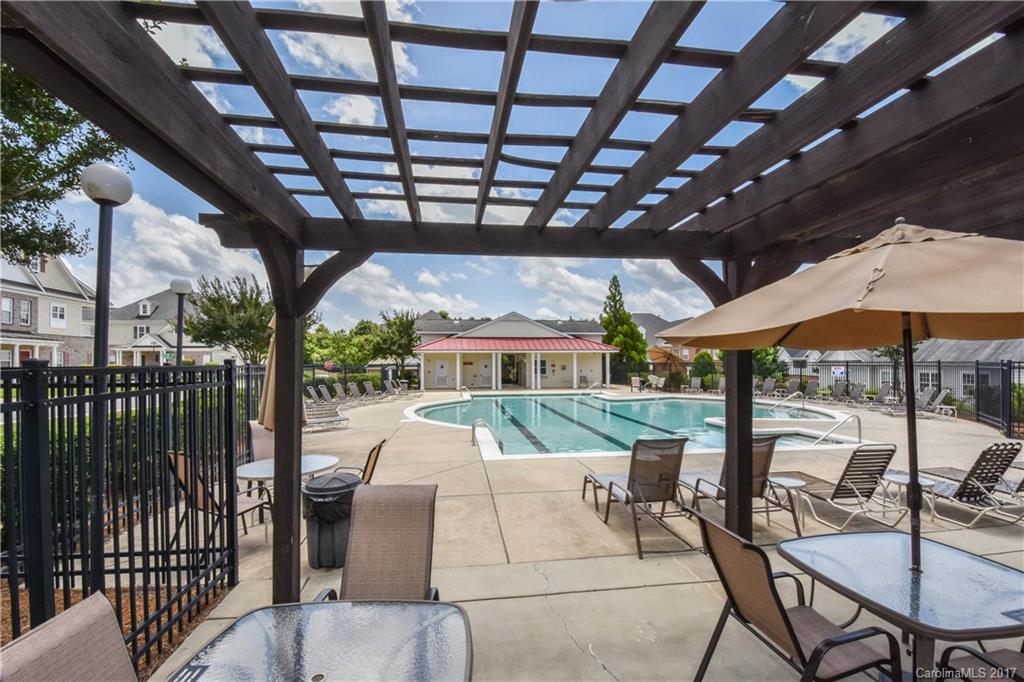 Riviera - Residential