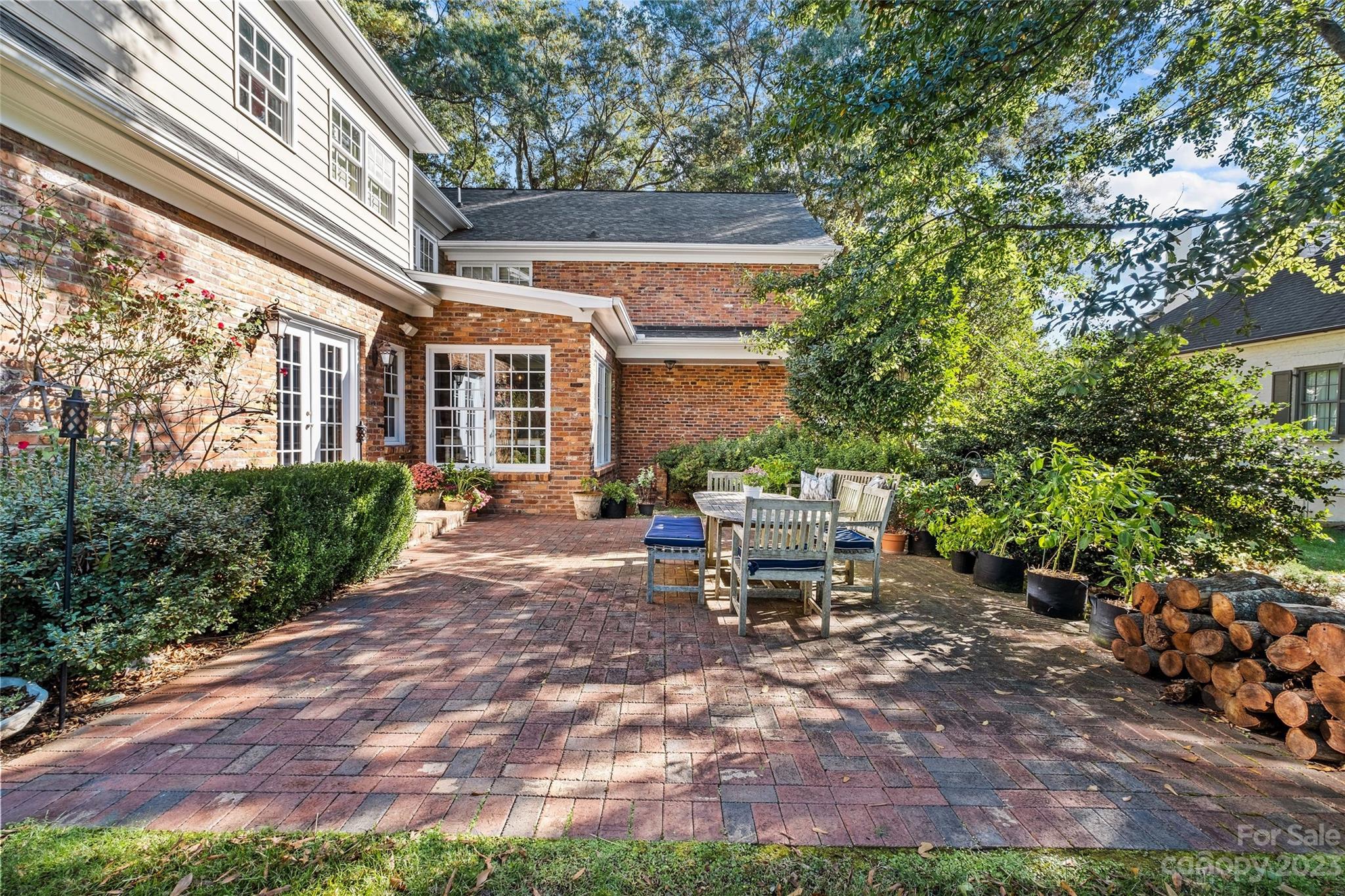 Foxcroft - Residential