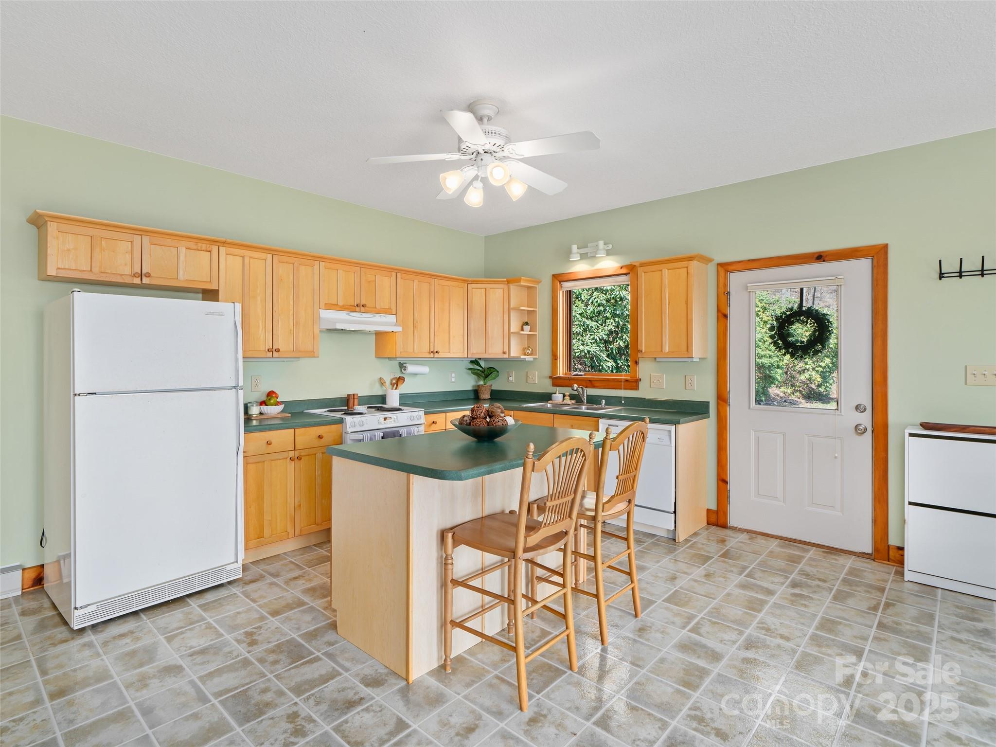 1299 Pine Ridge Road