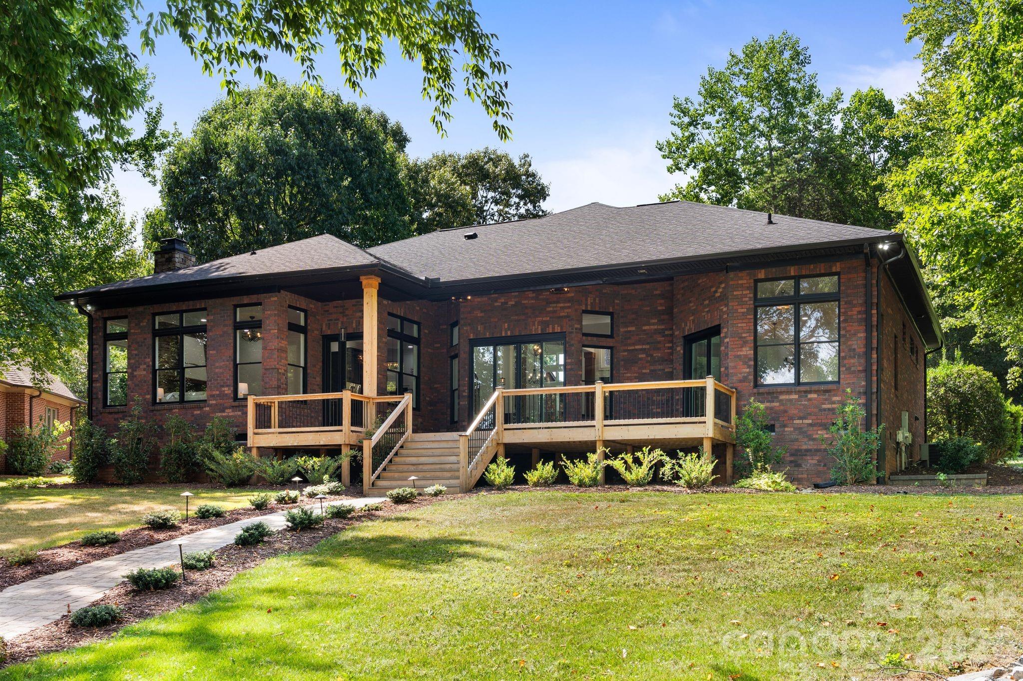 8806 Hearthstone Court