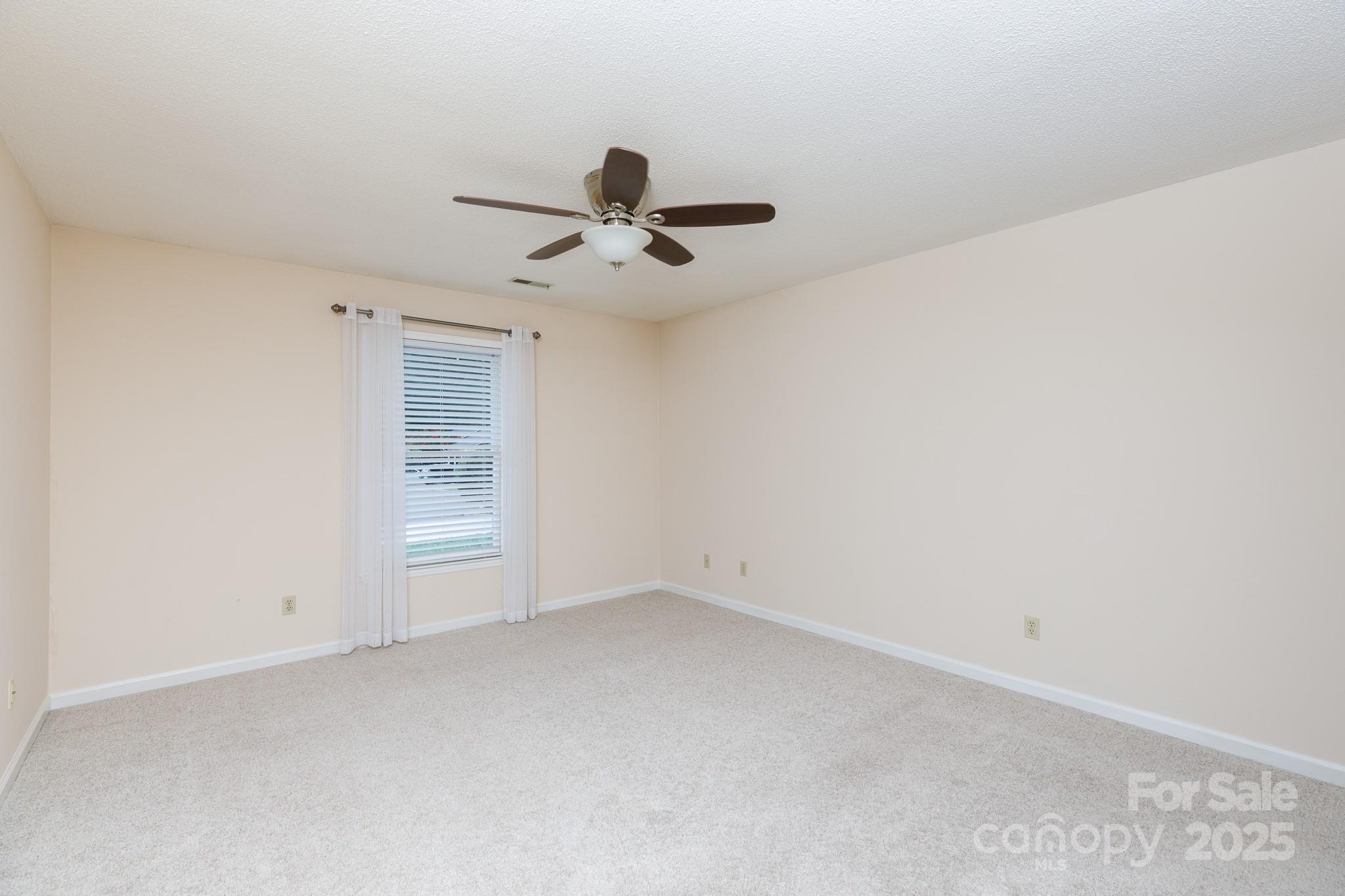 Olde Pointe - Residential