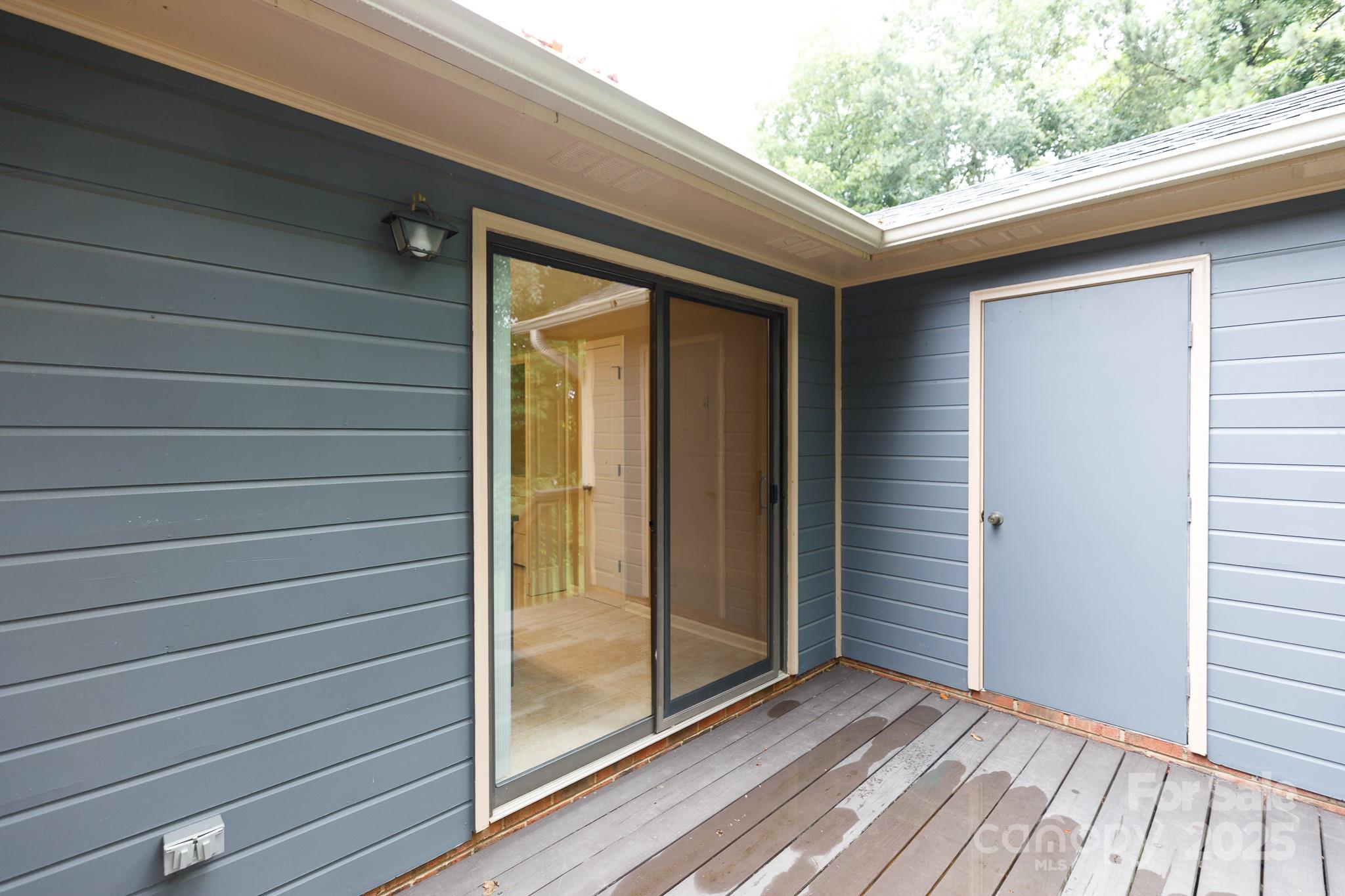 Olde Pointe - Residential