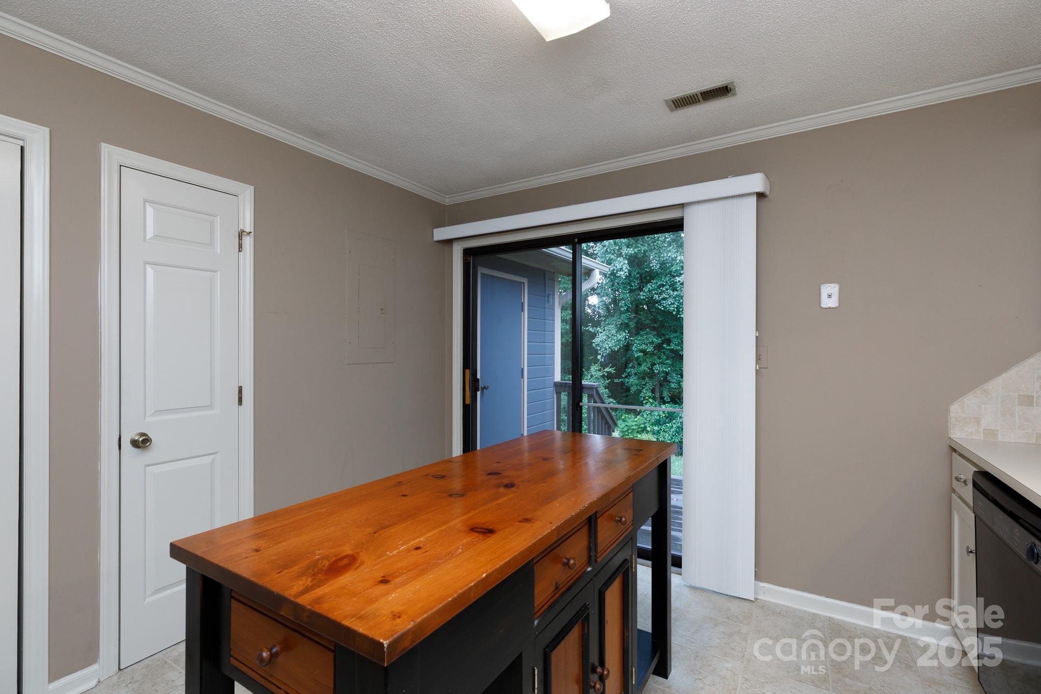 Olde Pointe - Residential