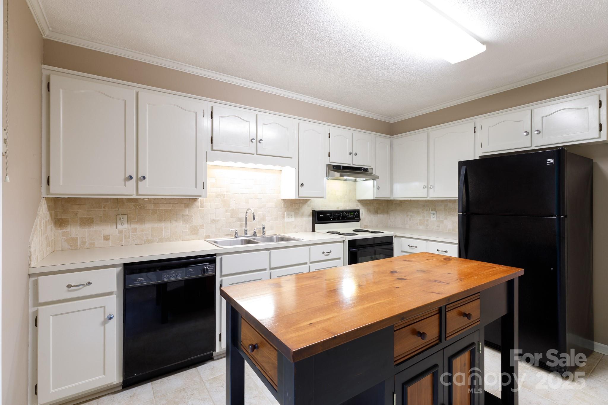 Olde Pointe - Residential