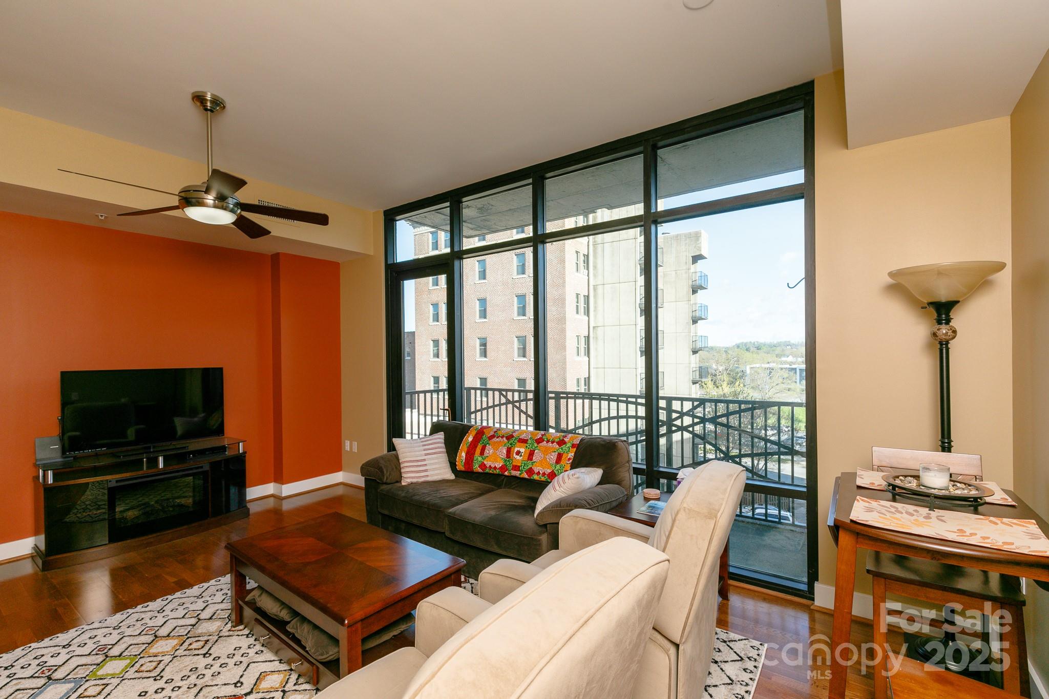 60 N Market Street 406