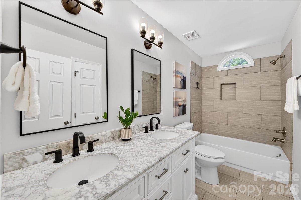 Cedarfield - Residential