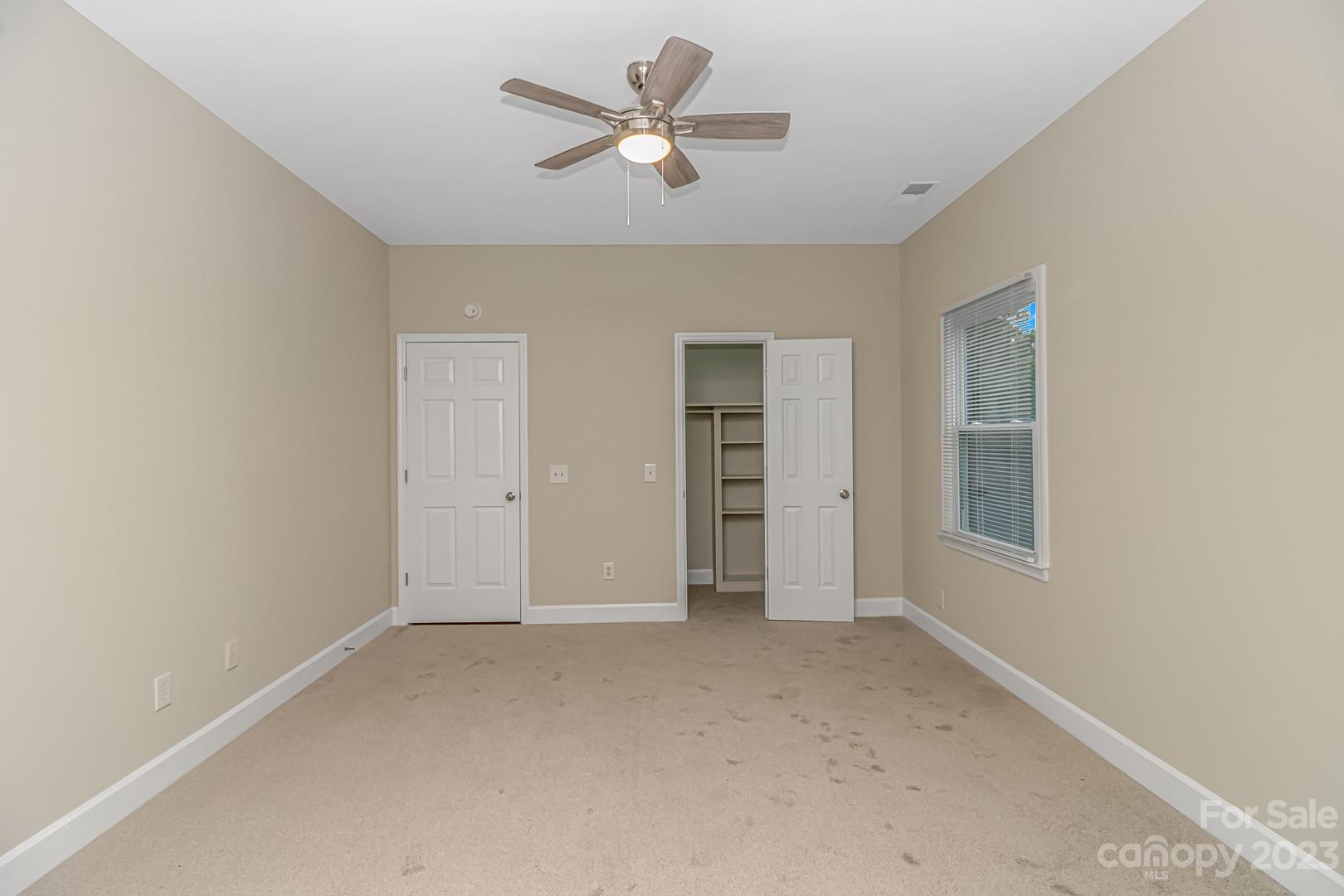 Gray Oaks Estates - Residential