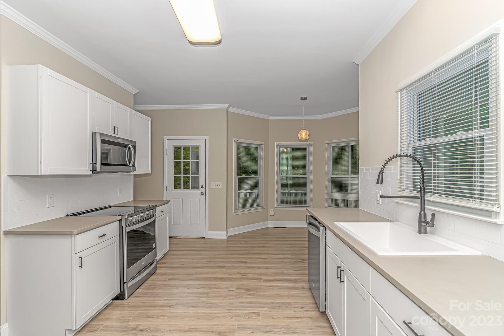 Gray Oaks Estates - Residential