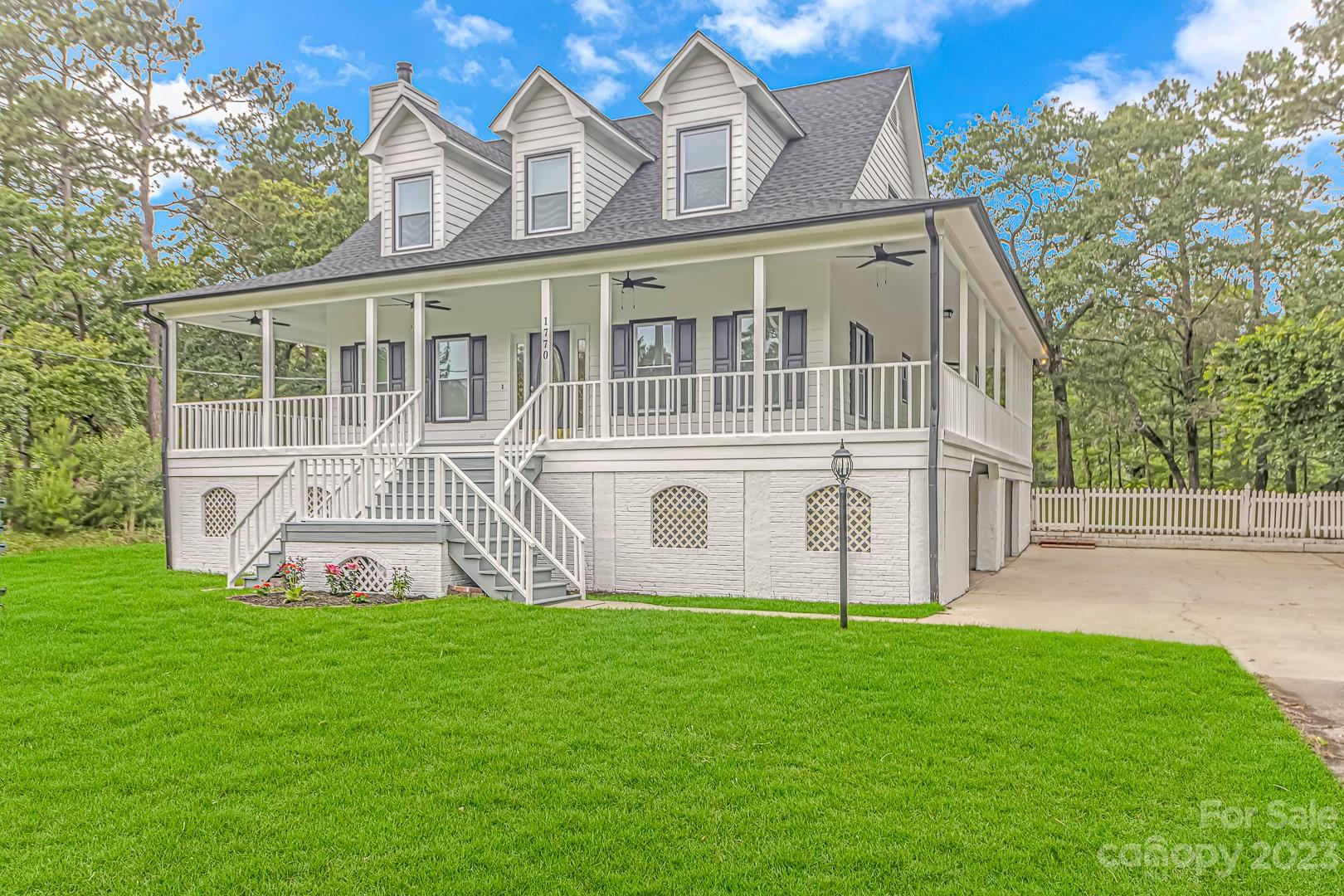 Gray Oaks Estates - Residential