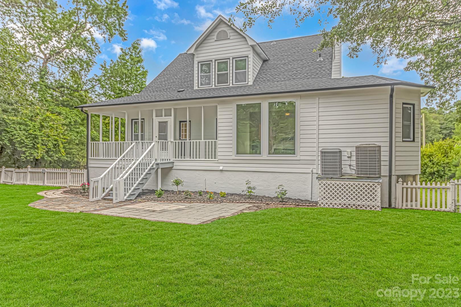 Gray Oaks Estates - Residential