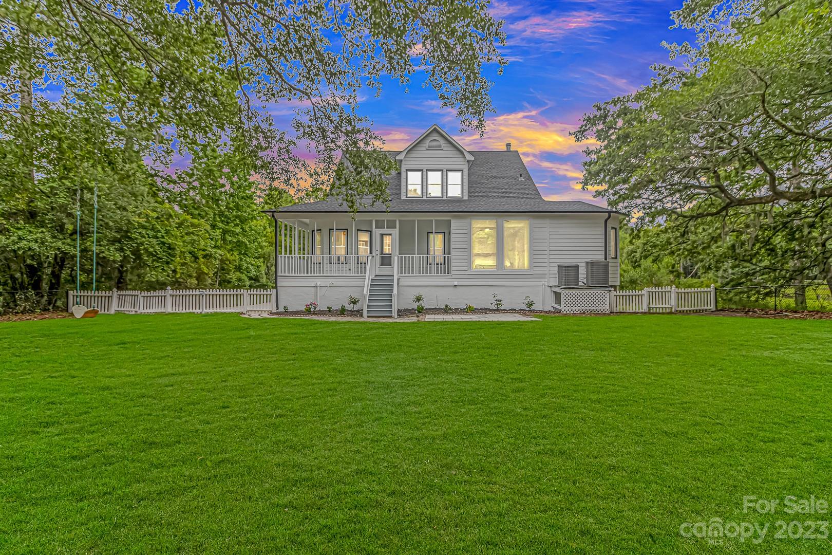 Gray Oaks Estates - Residential