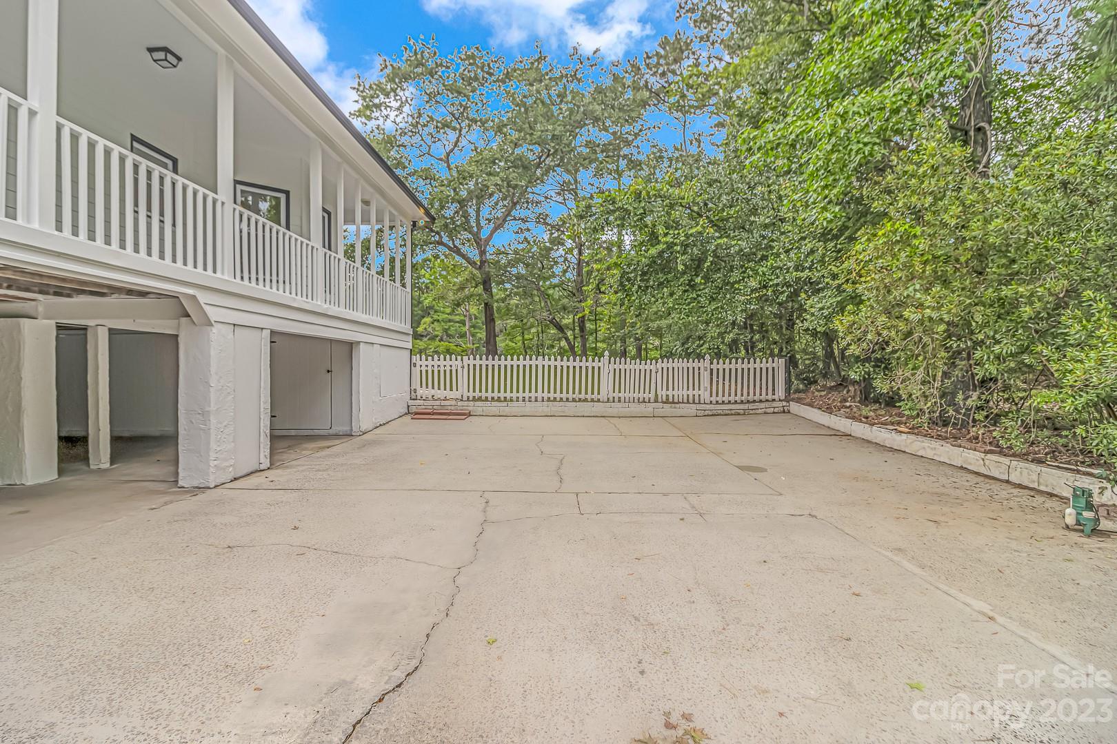 Gray Oaks Estates - Residential