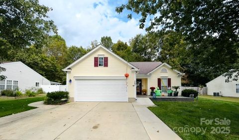 Photo of 160 Brookstone Drive, Mount Holly, NC 28120 (MLS # 4311171)