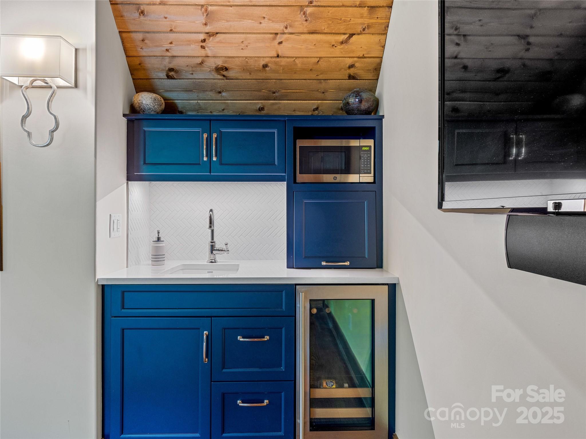 Lake Toxaway Estates - Residential