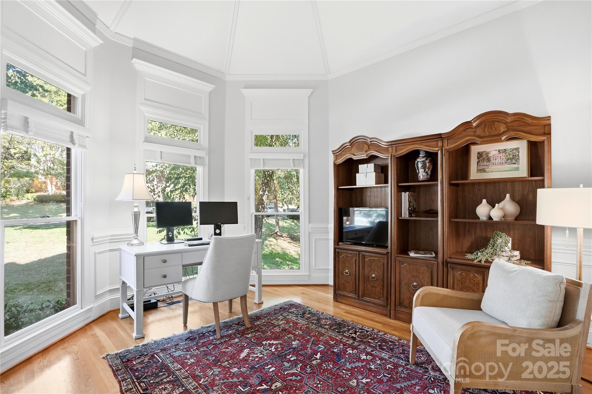 5931 Cabell View Court