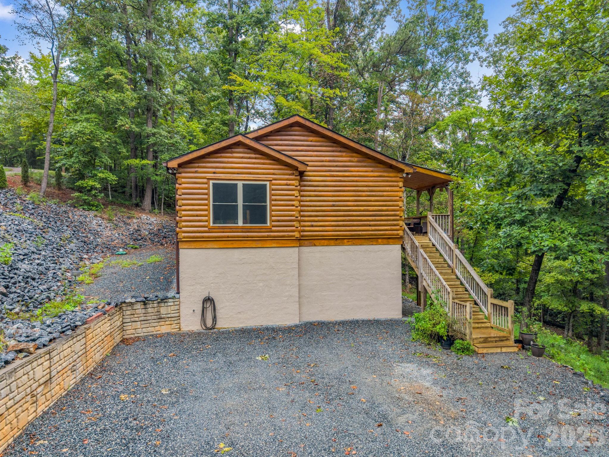 344 Wolf Trail