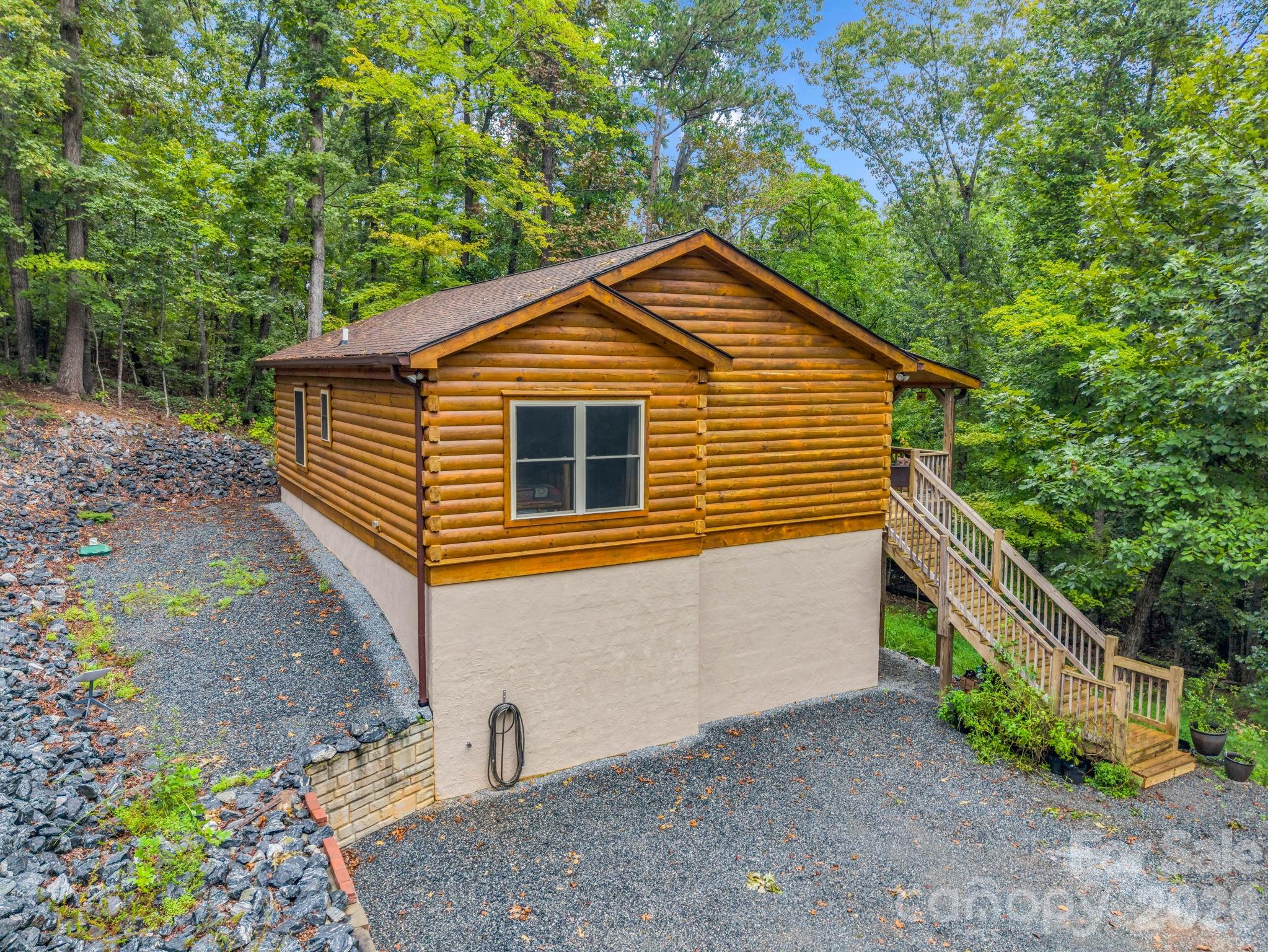 344 Wolf Trail