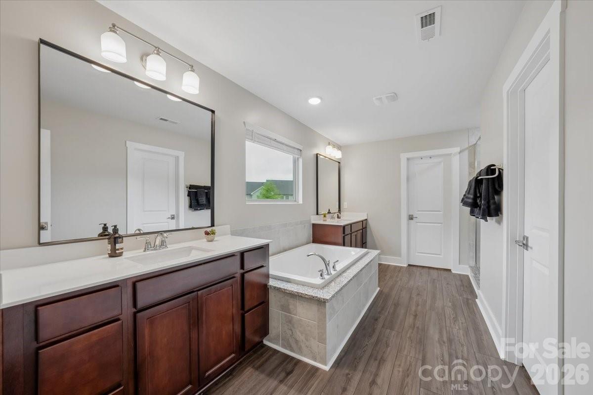 Masons Bend - Residential