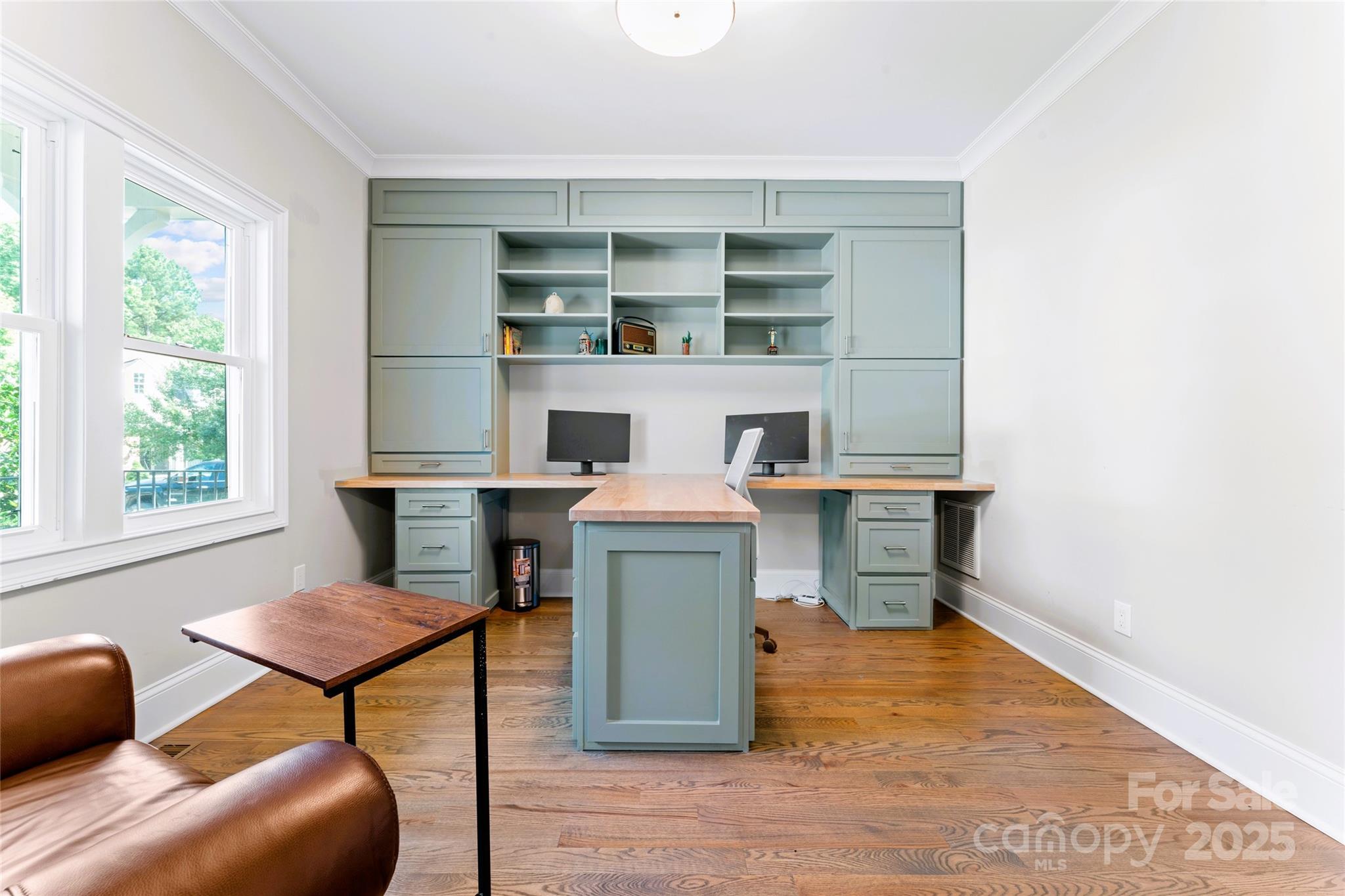 1280 Winged Foot Drive