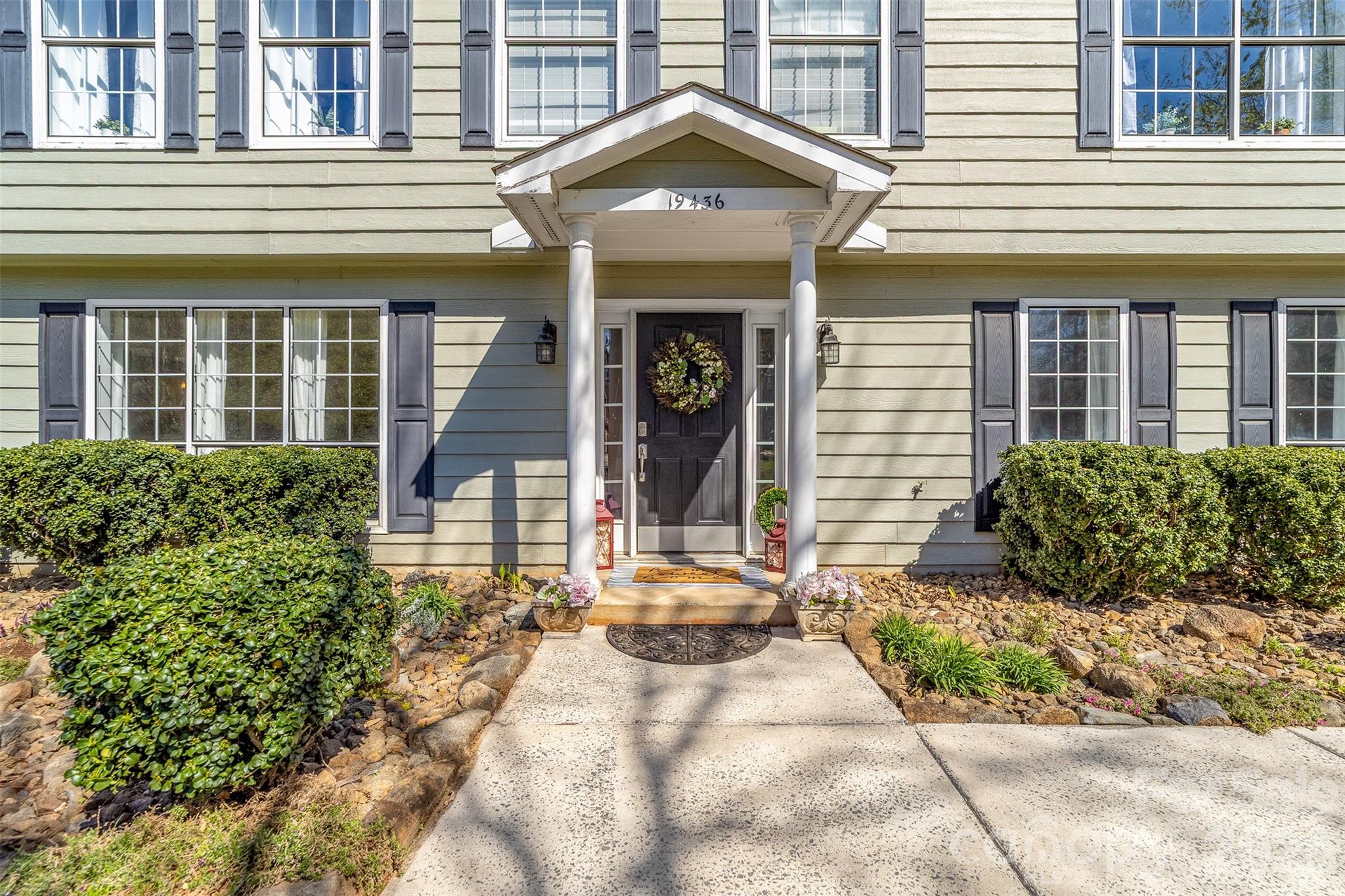 19436 Coachmans Trace