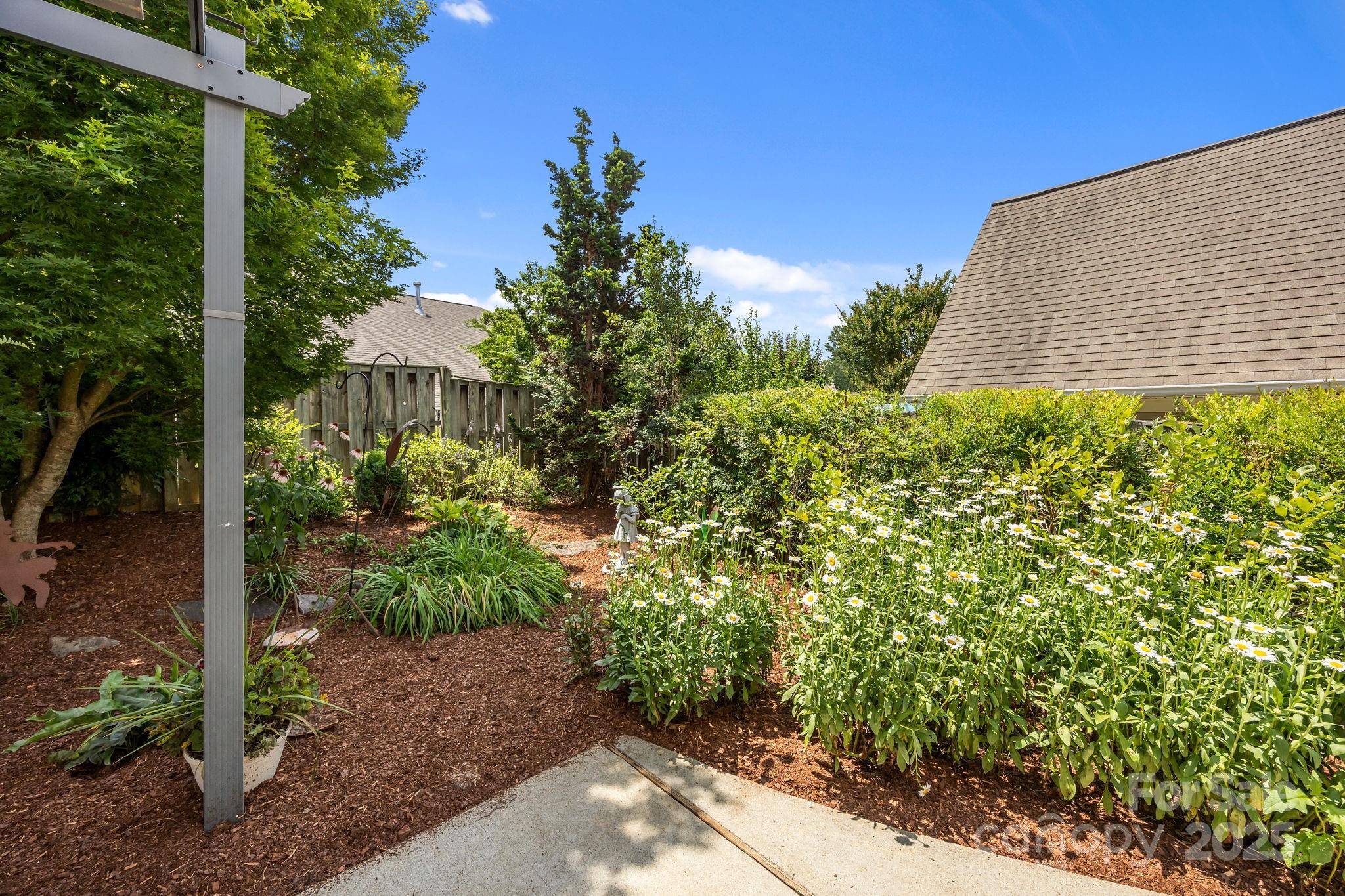 Bee Tree Village - Residential