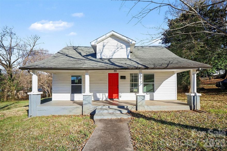 Newly renovated historic home just steps away from Downtown Newton. This beautifully updated 3BR/1BA home is flooded with natural light in every room. It features a beautiful kitchen, new flooring throughout and a gorgeous oversized covered rocking chair front porch! Renovated kitchen features bright white subway tile backsplash matching the cabinets & drawers, brand new stainless steel appliances, and a new stainless steel workstation style sink. All bedrooms offer fresh new carpeting. Updated primary bath features new vanity, new countertop, new light fixtures, tile shower and modern touches. Living room features high ceilings, lots of natural light and luxury vinyl flooring. The spacious front porch is perfect for relaxing and a newly constructed back deck overlooks the backyard. All of this Located in the Newton Conover school district and less than 1 mile to Newton Parks & Rec. featuring huge splash pad and outdoor pool!