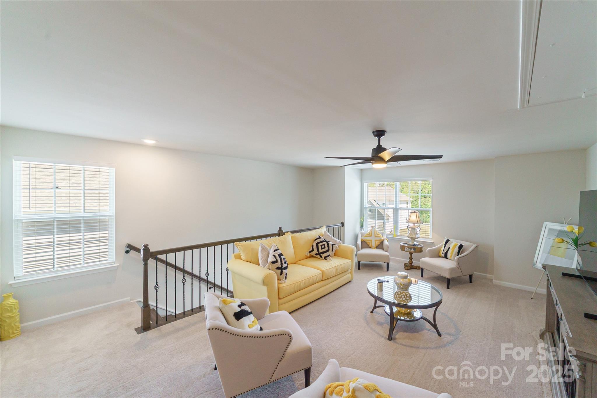 Charlotte, North Carolina 28278, United States, 4 Bedrooms Bedrooms, ,3 BathroomsBathrooms,Residential,Under Contract,112278