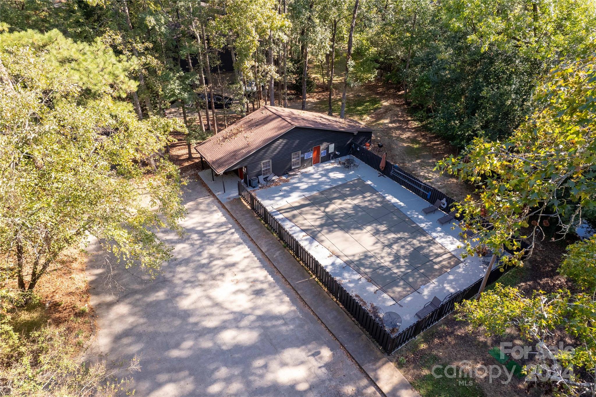 Cross Creek - Residential