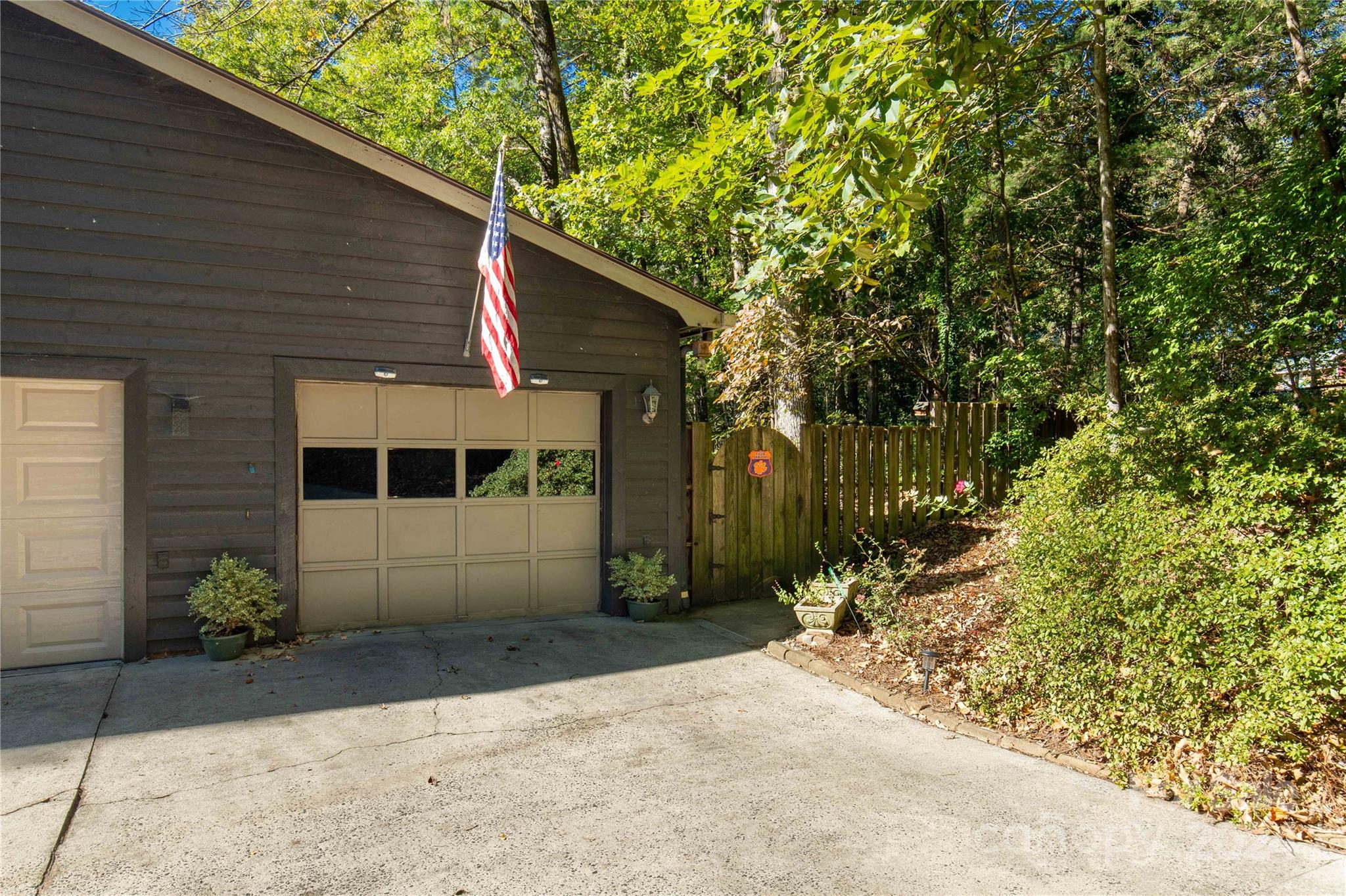 Cross Creek - Residential