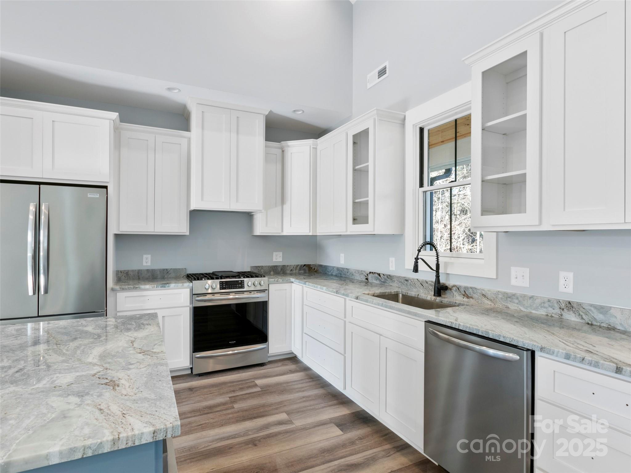 High Ridge - Residential