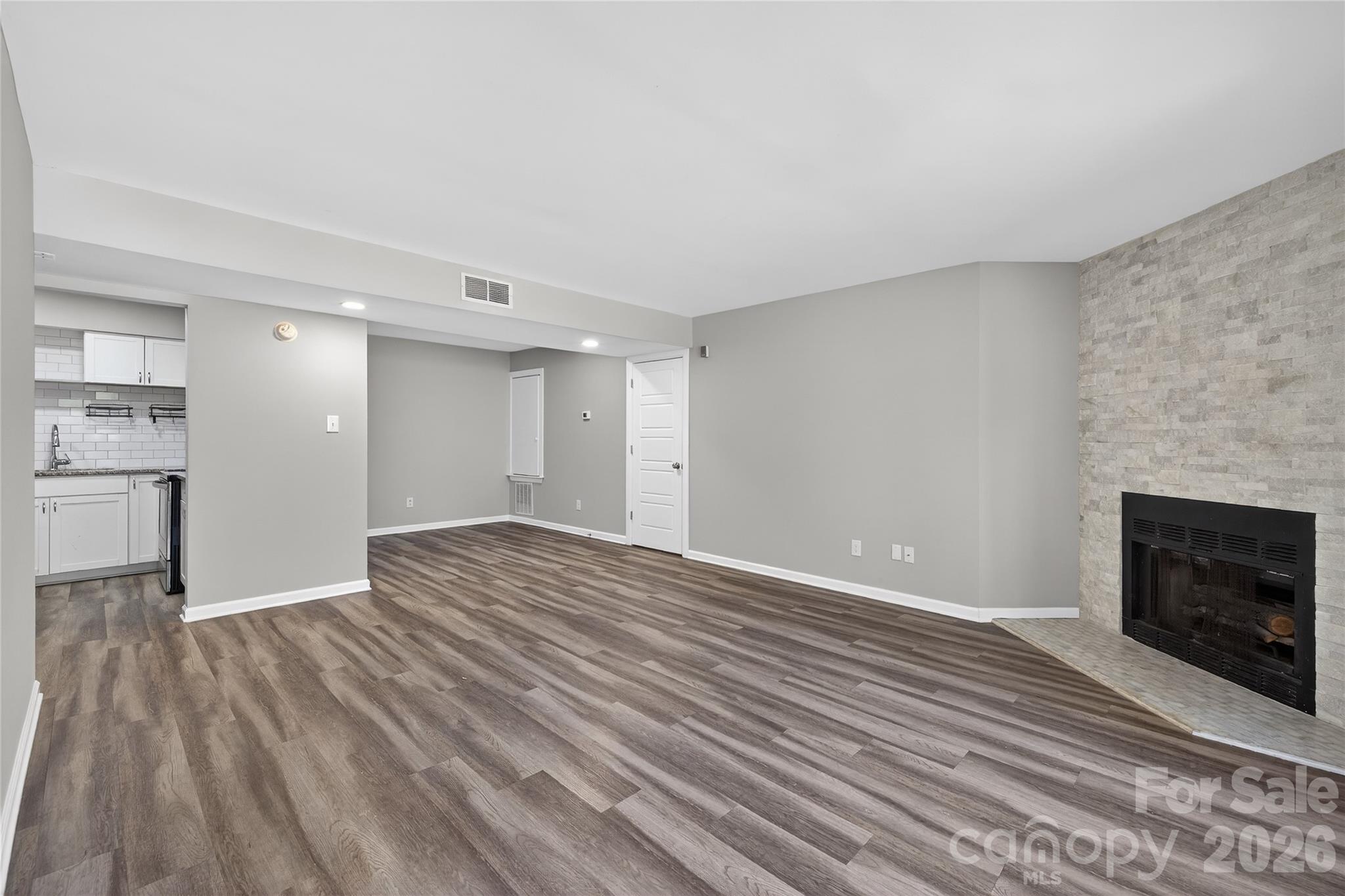 1612 Sharon Road W 67