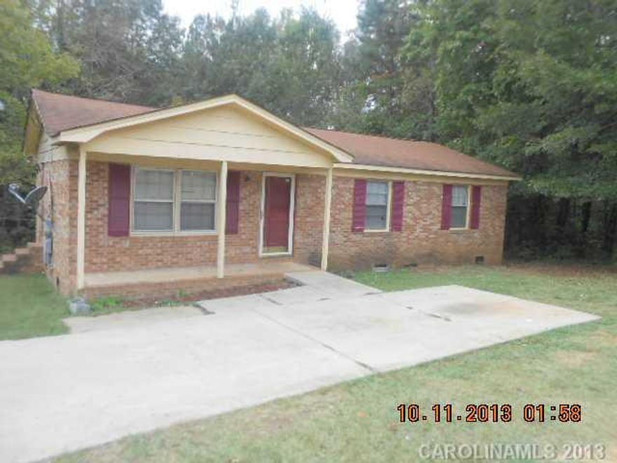 BRICK RANCH HOME, 3 BEDROOMS, 1 BATH, DEN, KITCHEN AND BREAKFAST AREA.
