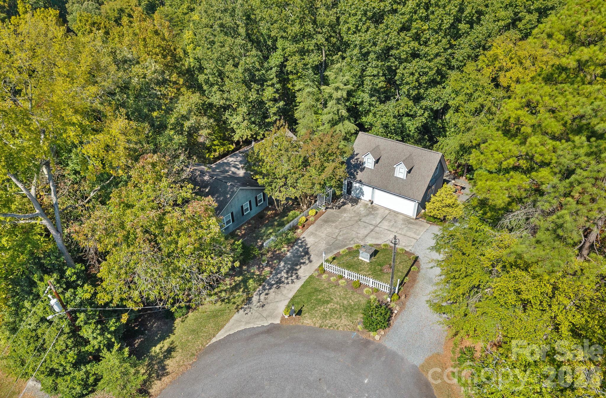 263 Hideaway Lane