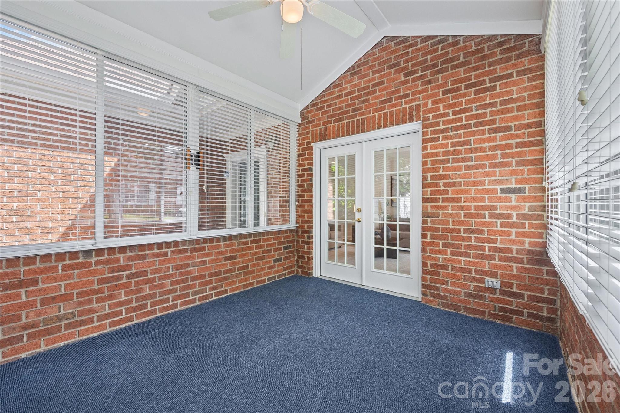 Windsor Oaks - Residential
