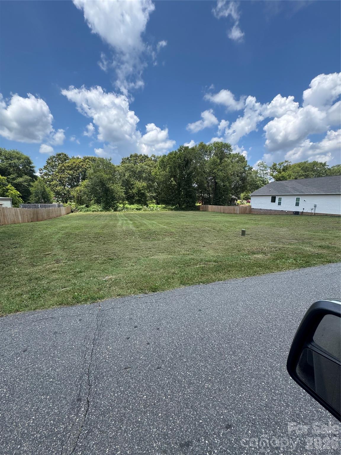 101 Hillcrest Street