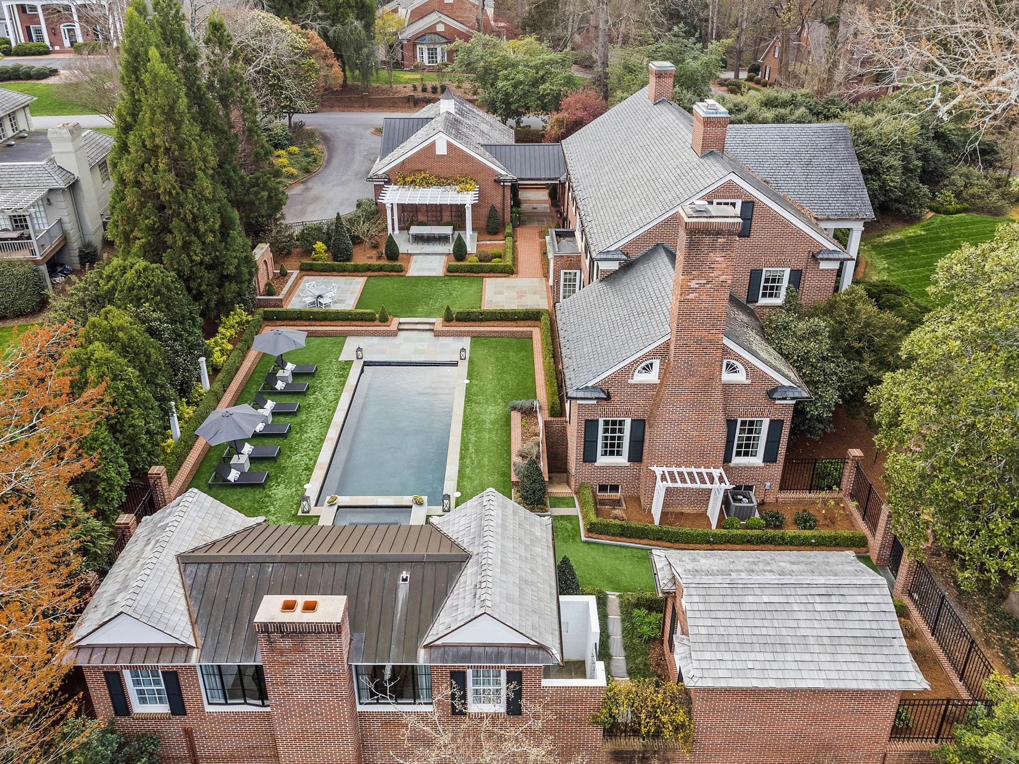 The Pines - Residential