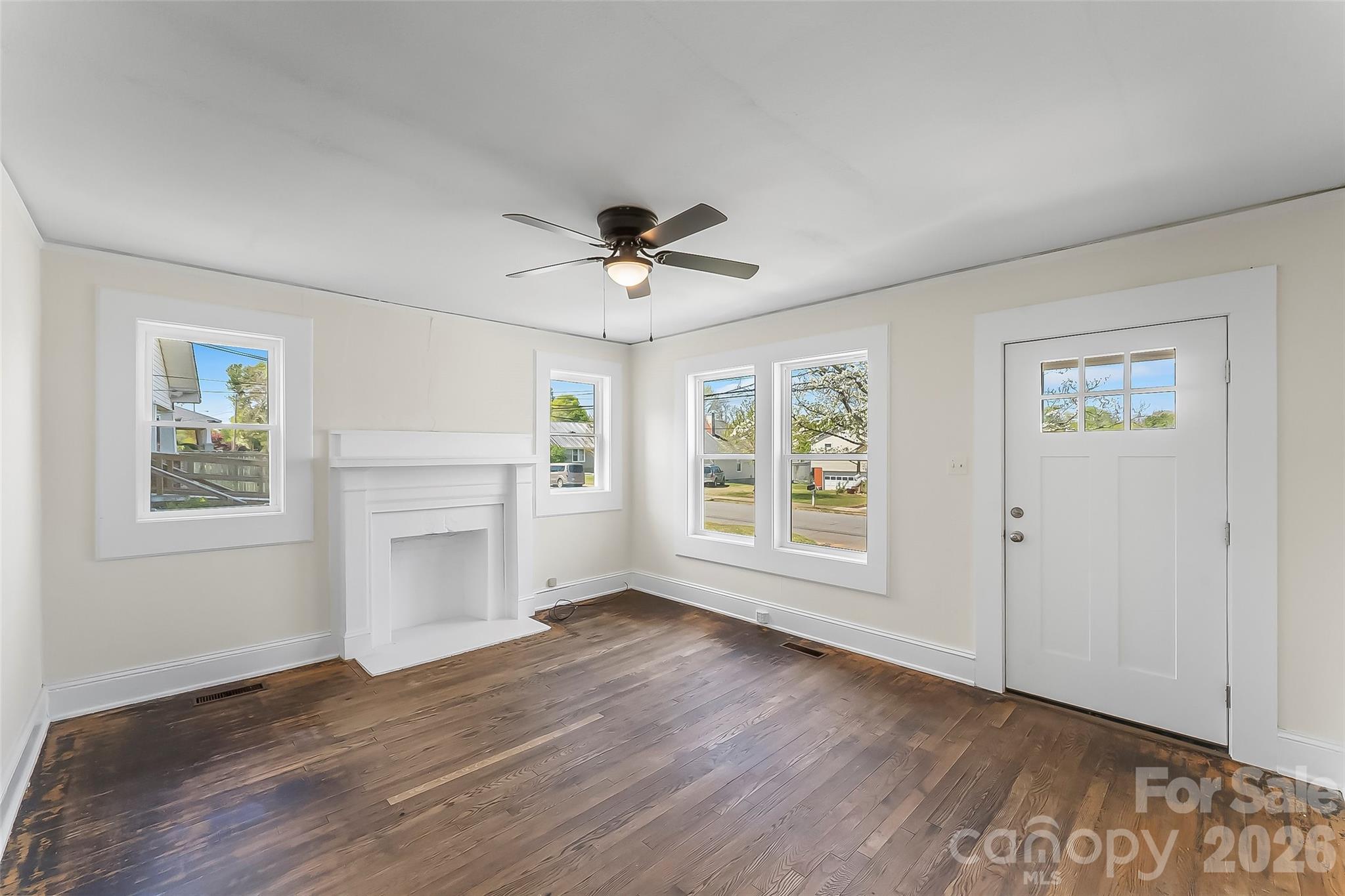 608 E Concord Street