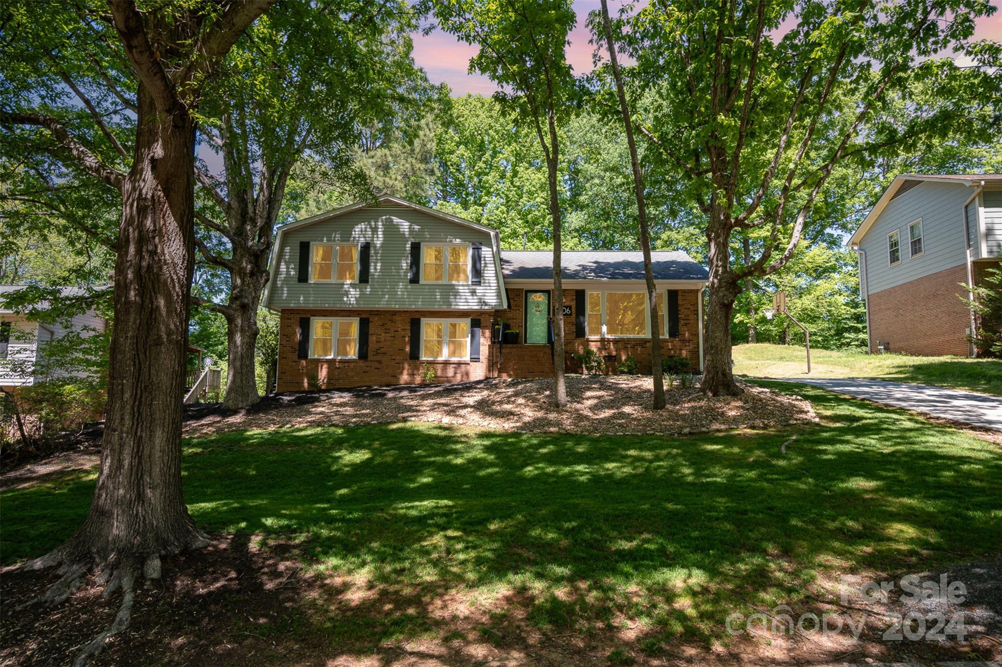 Heritage Woods East - Residential