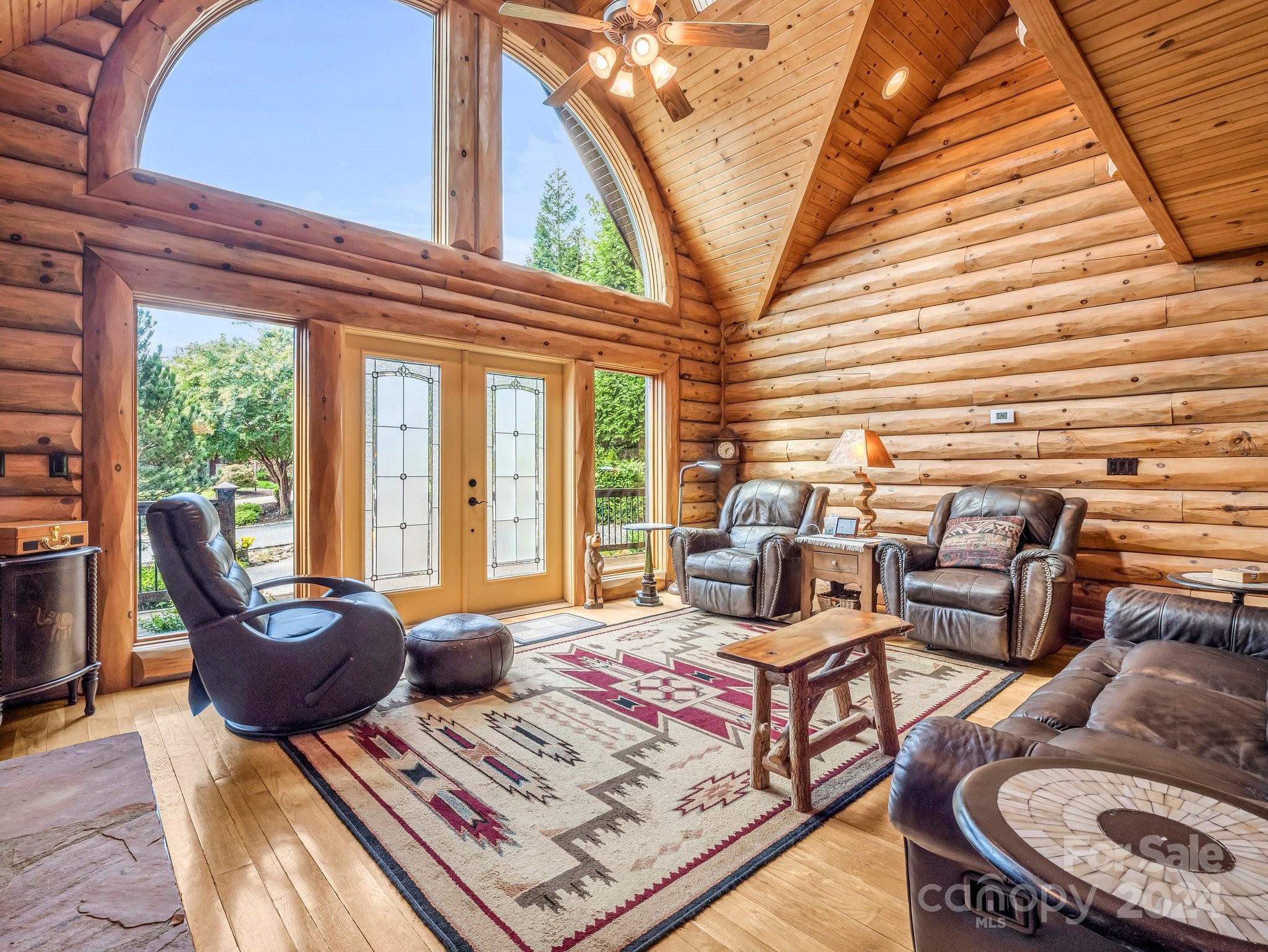 181 Highland Heights