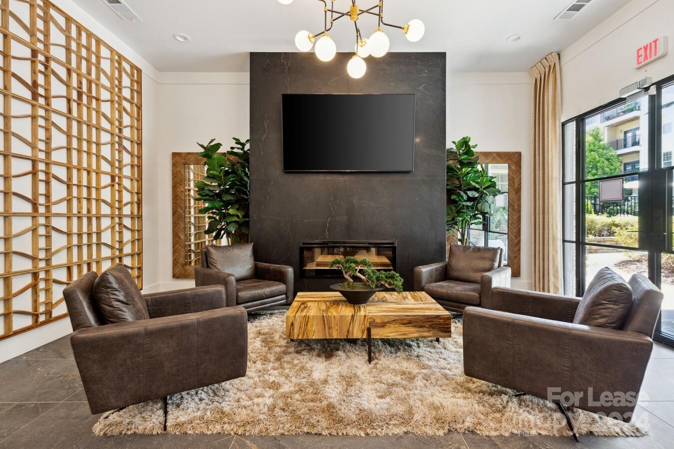 Asheville, North Carolina 28805, United States, 1 Bedroom Bedrooms, ,1 BathroomBathrooms,Residential,Active,56430