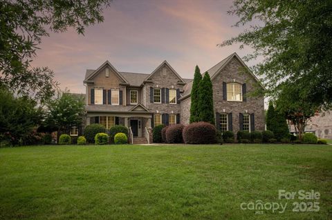 5013 Autumn Blossom Lane Waxhaw NC 28173
