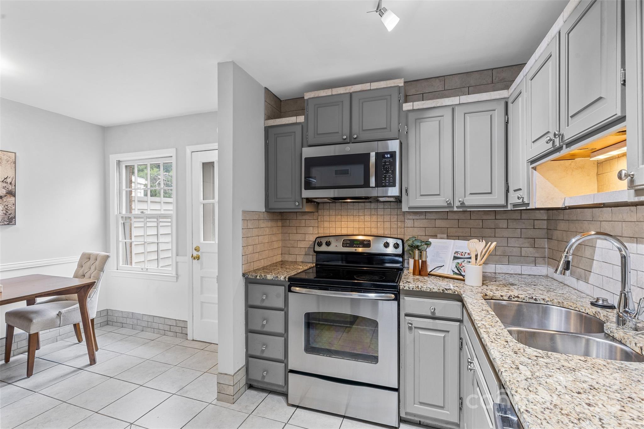 Ashbrook Condos - Residential