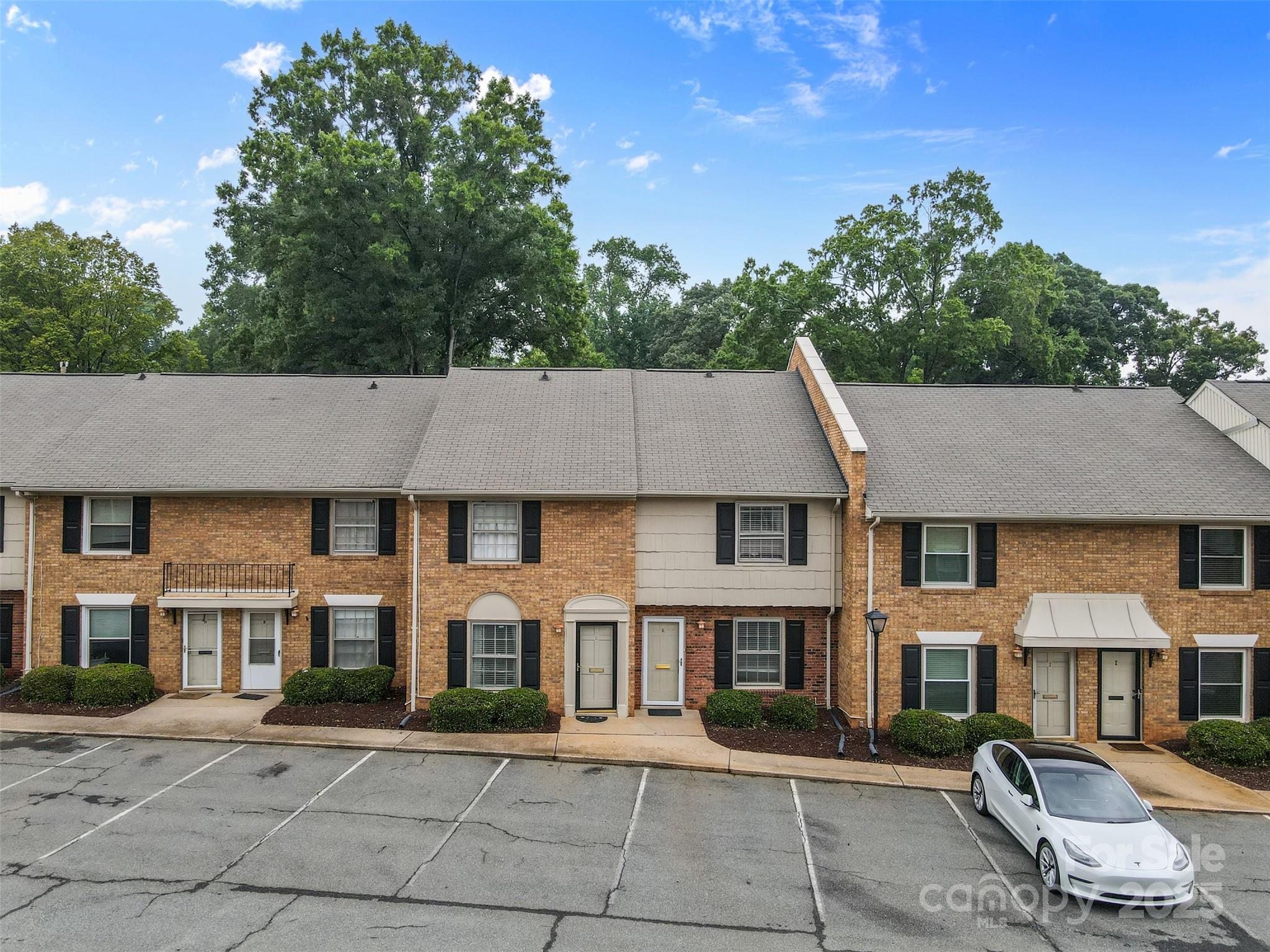 3720 Park Road K