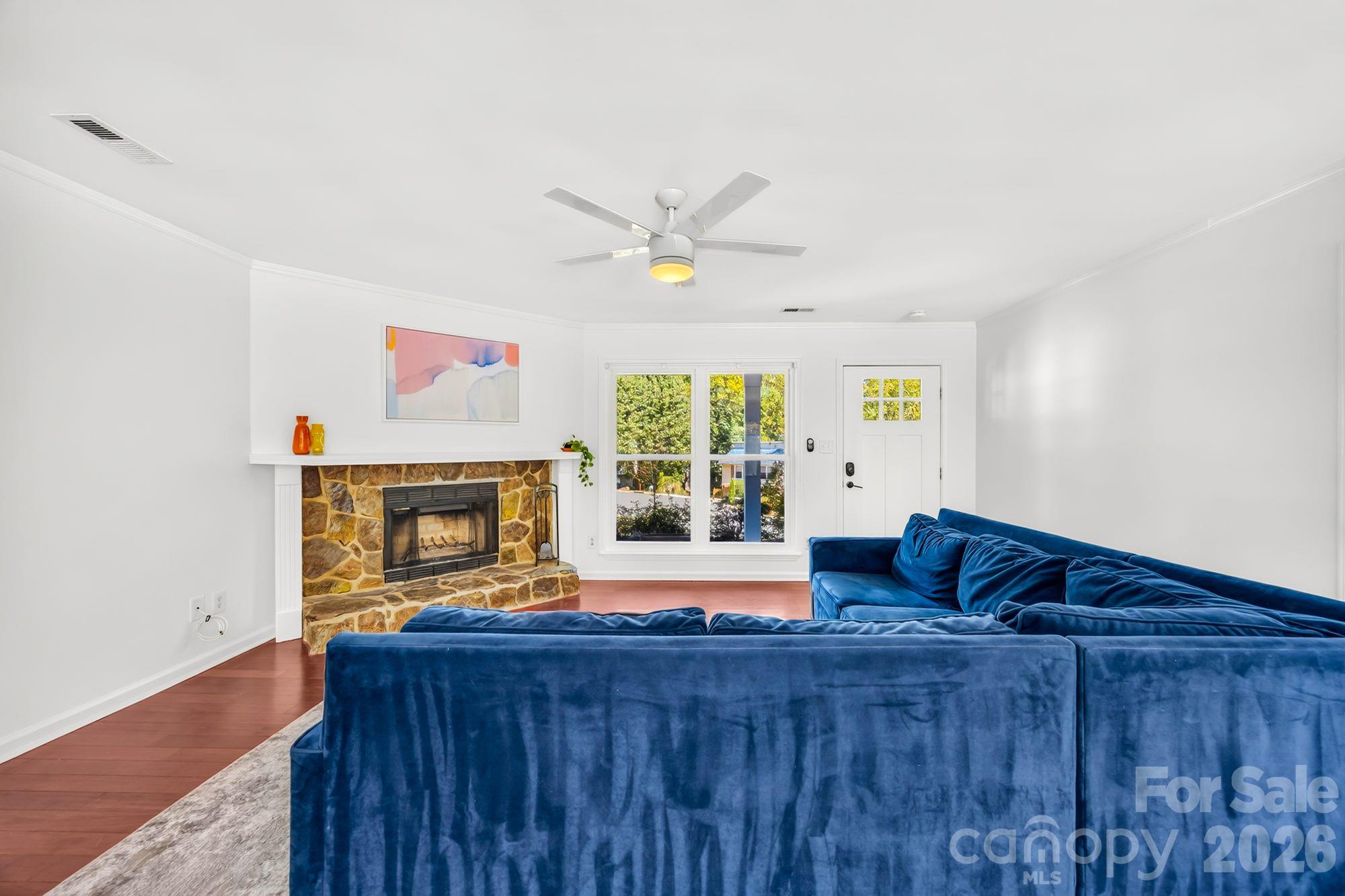 4900 Cricklewood Lane