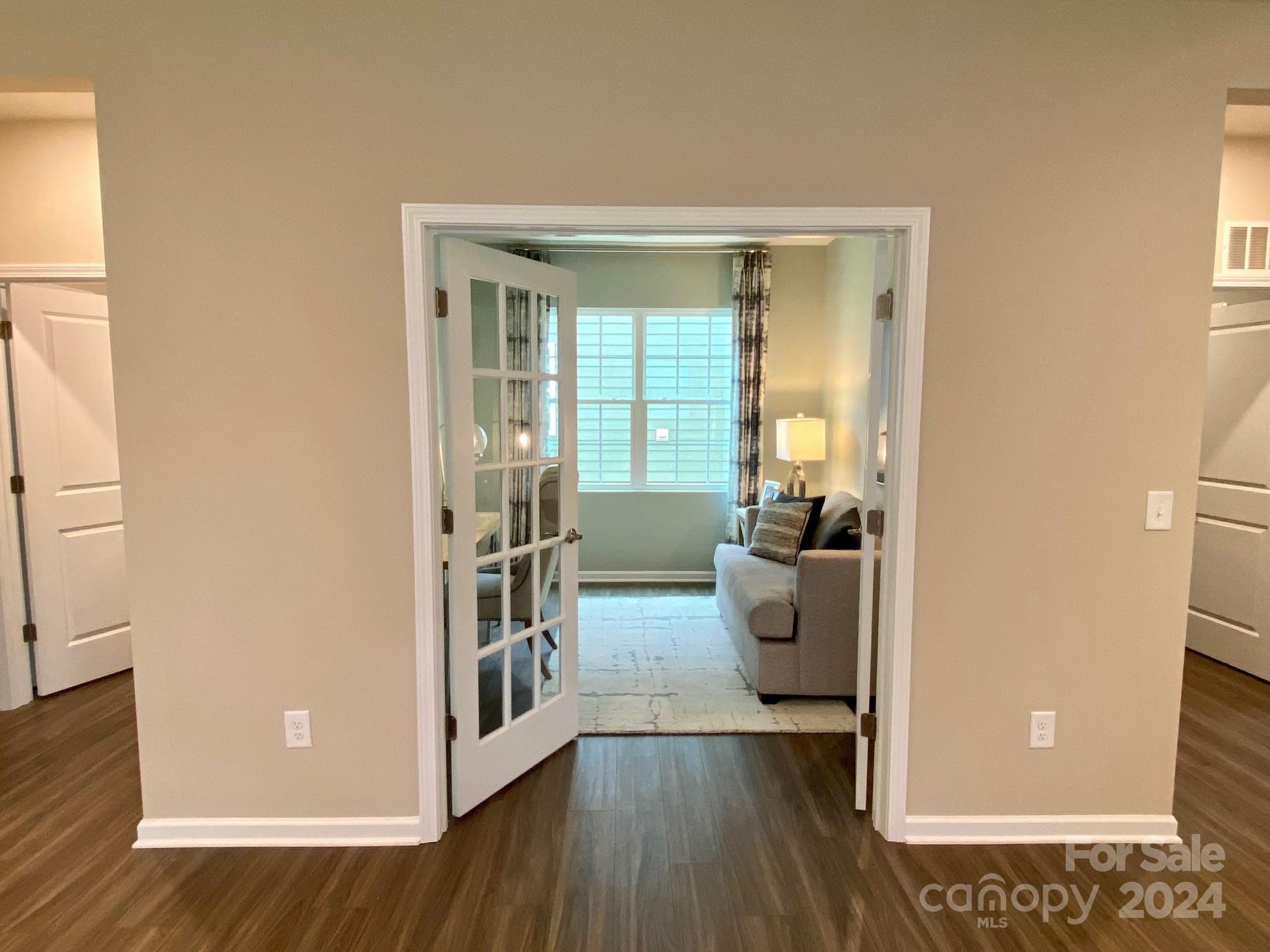 Elizabeth - Residential