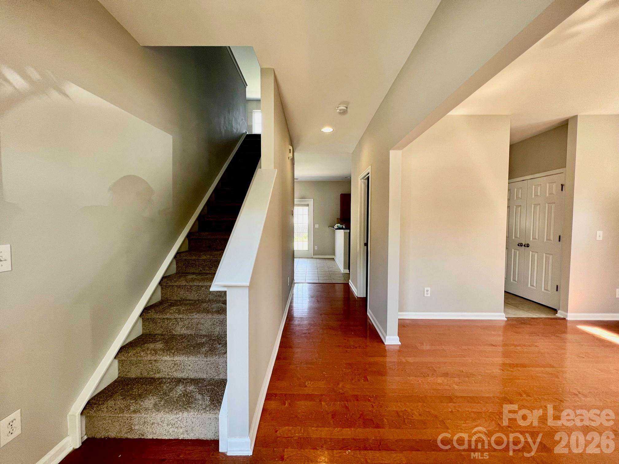 Highland Creek - Residential Lease