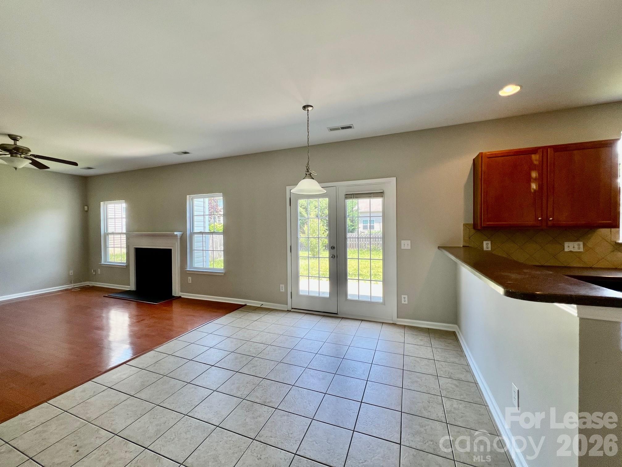 Highland Creek - Residential Lease